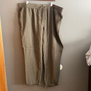 Maurice’s, size 24, green draw string pants